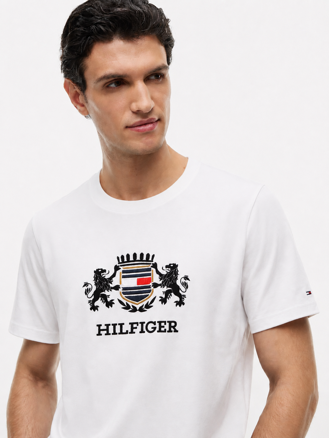 Tommy Hilfiger Men's Luxe Crest Graphic T-Shirt – White