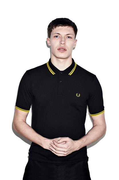 Fred Perry M3600 Twin Tipped Polo – Black & Champagne Yellow