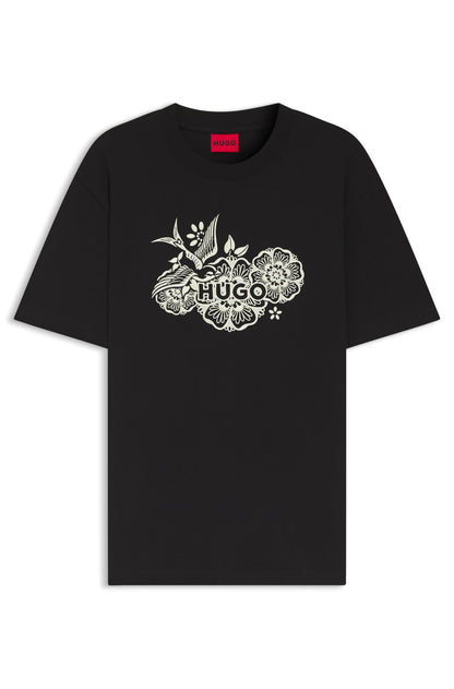 HUGO Menswear Relaxed-Fit T-Shirt with Japanese-Inspired Floral & Crane Graphic – Black