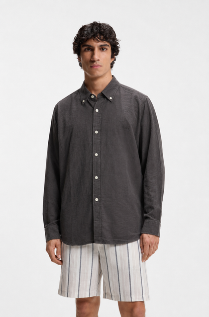 BOSS Slim Fit Long-Sleeved Casual Linen Shirt with Contrast Buttons