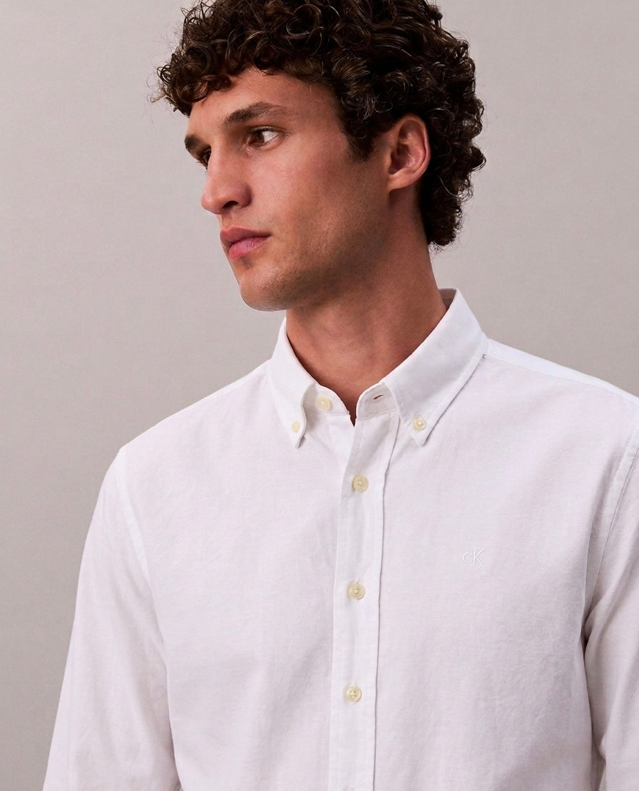 Calvin Klein Men’s Regular Fit Stretch Oxford Shirt – Bright White