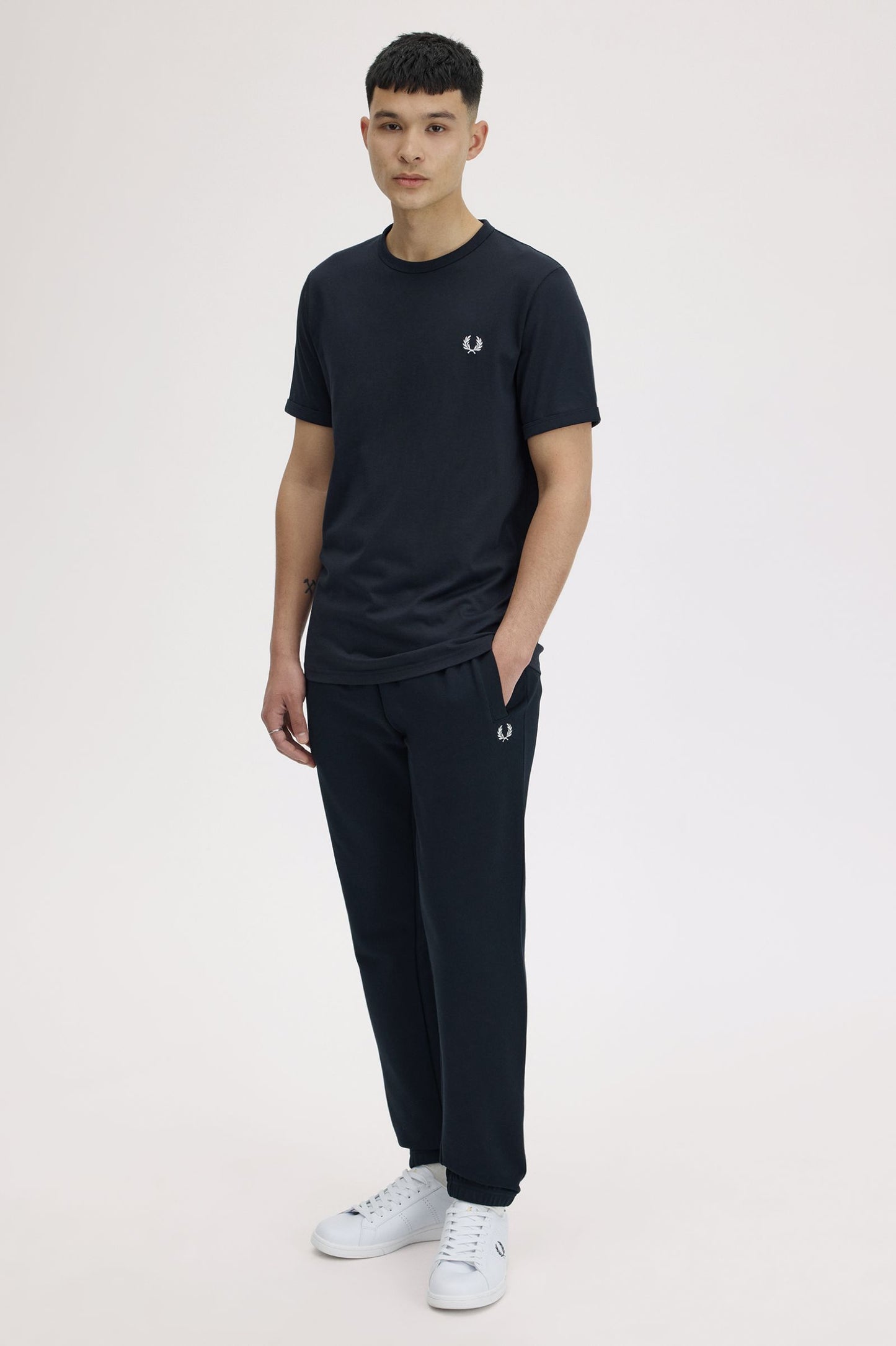 Fred Perry Essential Crew Neck T-Shirt – Navy