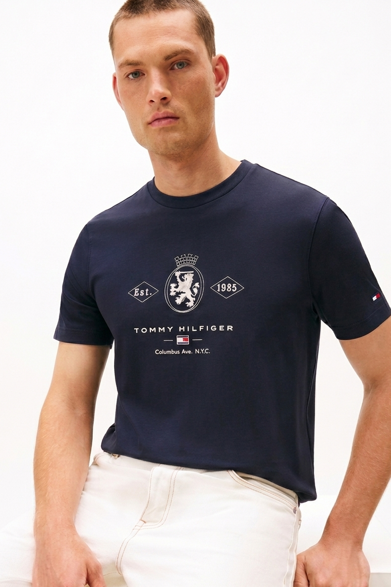 Tommy Hilfiger Heritage Crest Graphic T-Shirt – Desert Sky